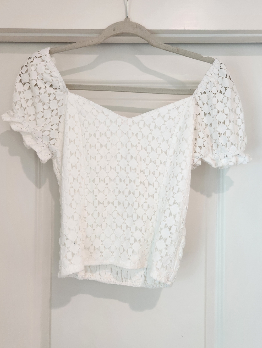 Monteau White Crochet Puff Sleeve Top
